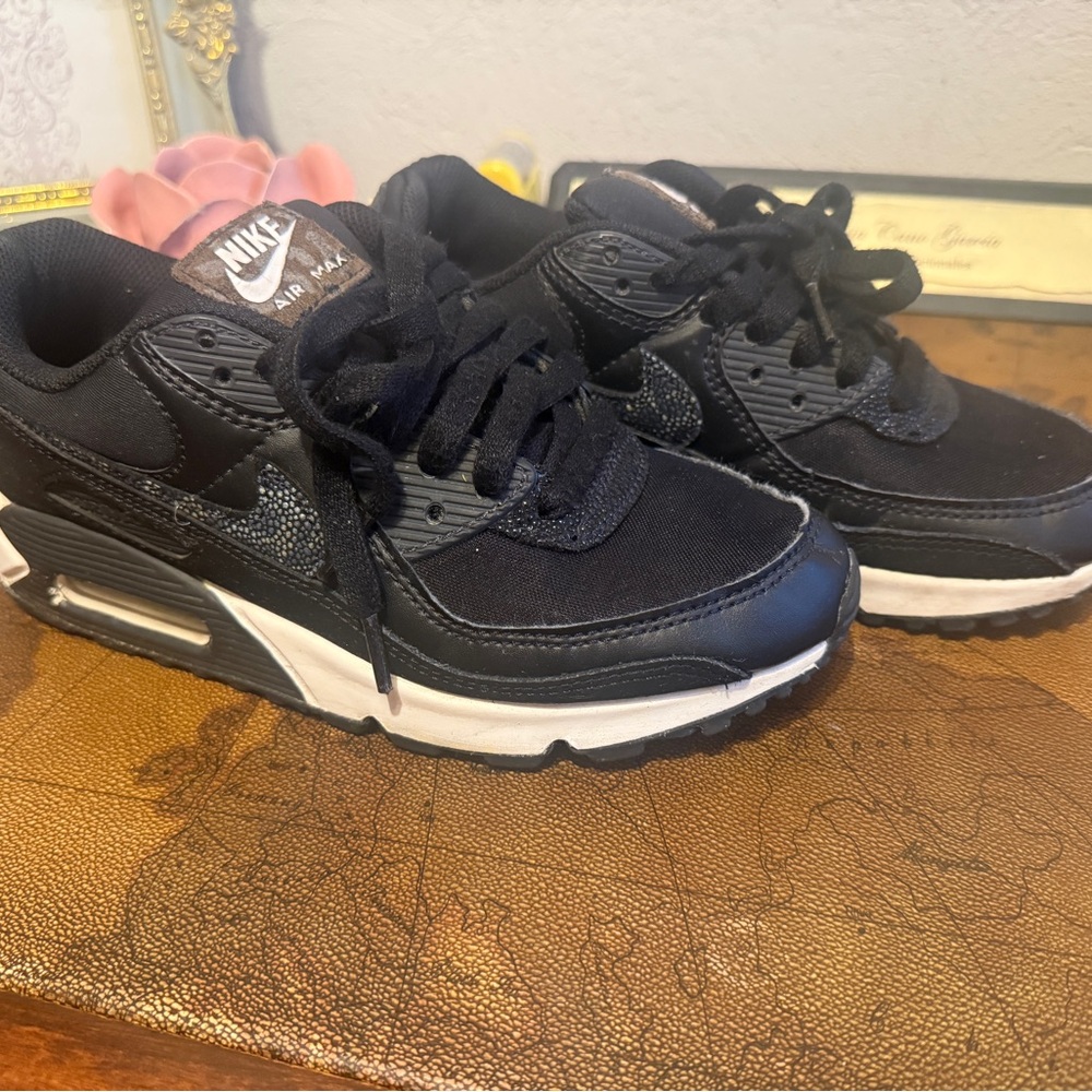 Nike Black and White Sneakers